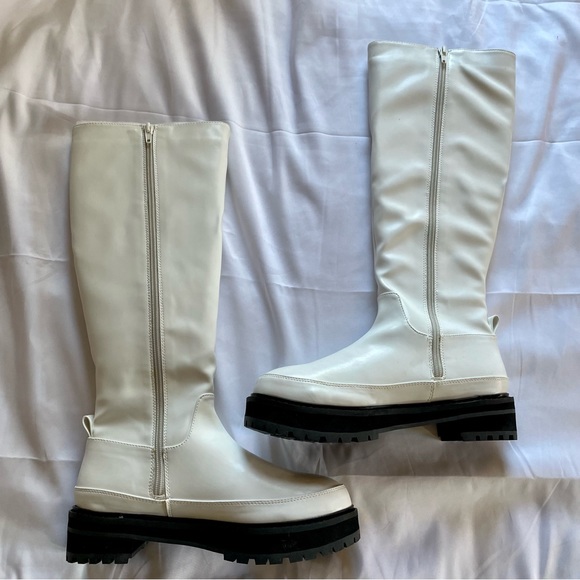 NEW! UO Lacey Tall Boots in White - Picture 7 of 8
